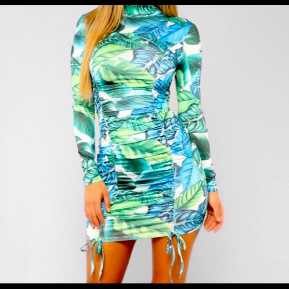 NWT Tropical Ruched Dress
